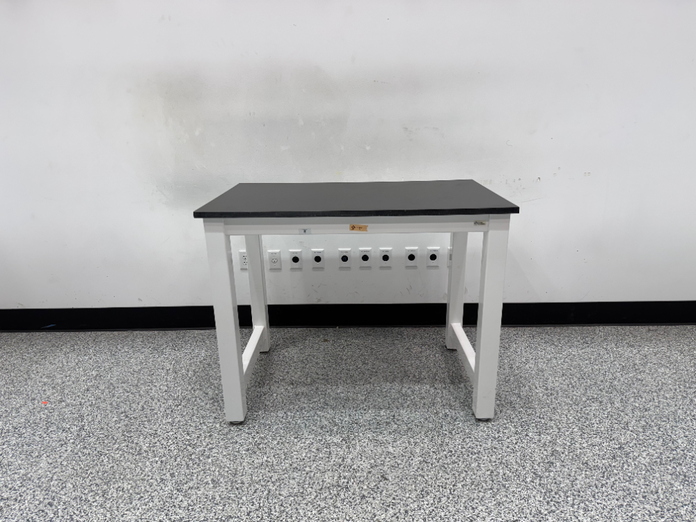 Image of 4' Laboratory Bench
